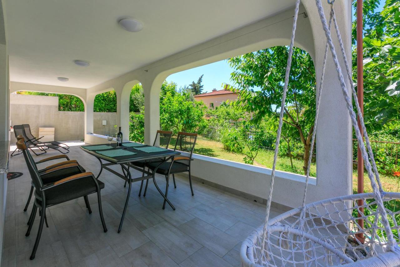 Apartment Olive Selce Exterior foto